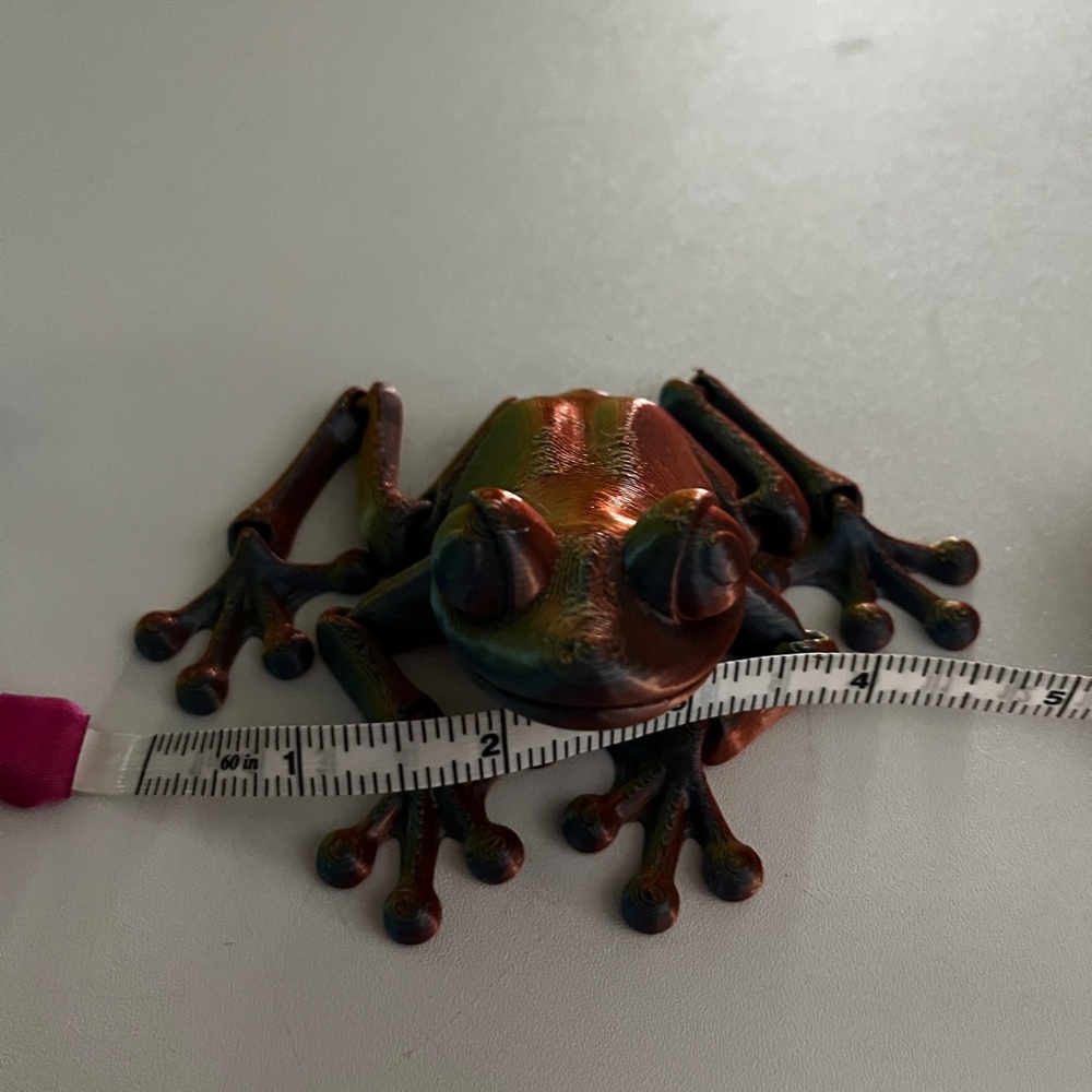 Multicolor Dragon & Frog Articulated Figure Set Vibrant Green, Gold, Blue - Picture 5 of 5